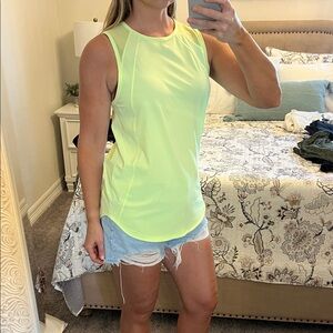 Lululemon workout tank